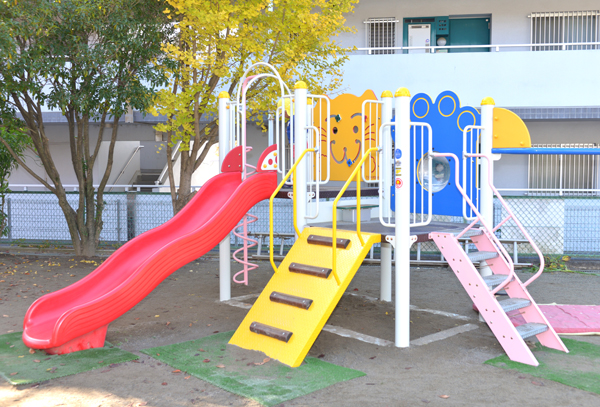 園庭の遊具